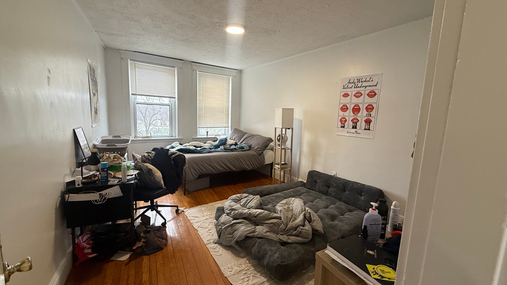 Building Photo - 199 Park Dr