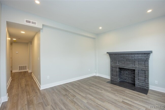 Building Photo - 1008 Elmwood Ave