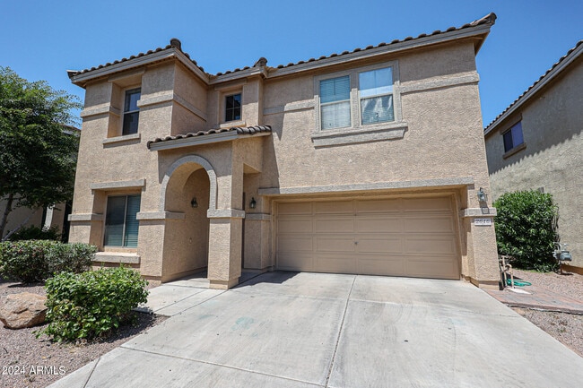 Building Photo - 2646 S Southwind Dr