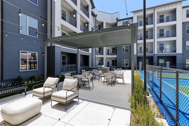 Building Photo - 2400 Ace Ln