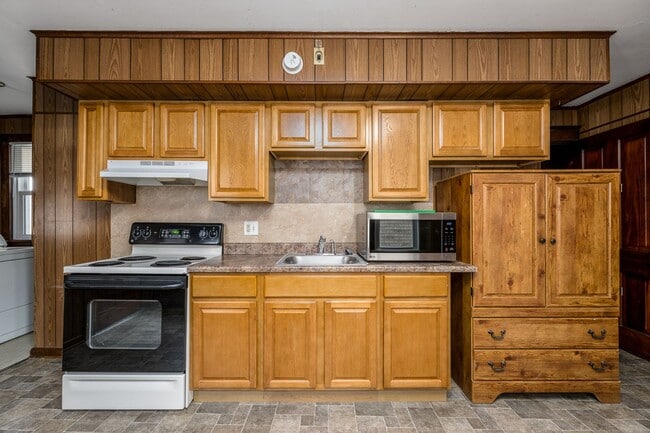 Building Photo - 39-45 Catawissa Ave.
