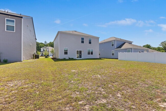 Building Photo - 185 Carolina Grv Blvd