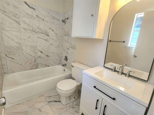 Building Photo - 649 Partridge Ln