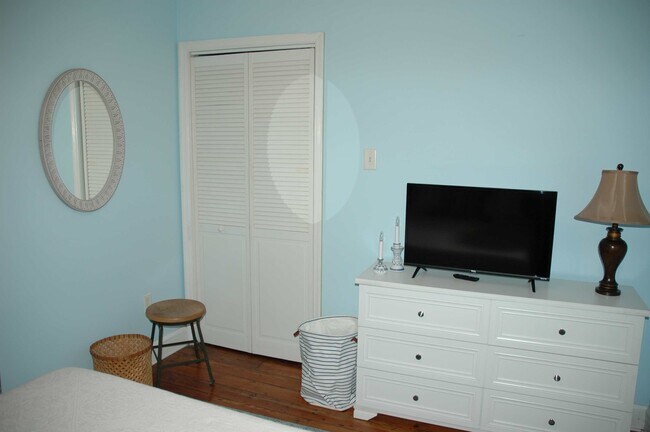 Rear Bedroom 3 - 333 Whitaker St