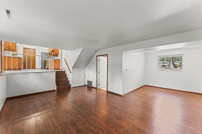 Building Photo - 4025 N Carefree Cir