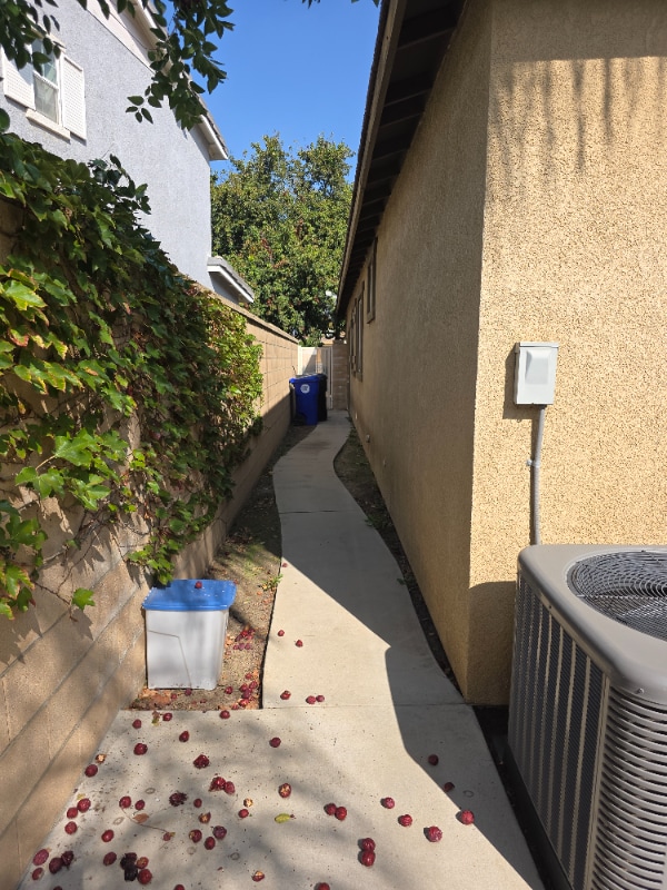 Building Photo - 17039 Crabapple Ln