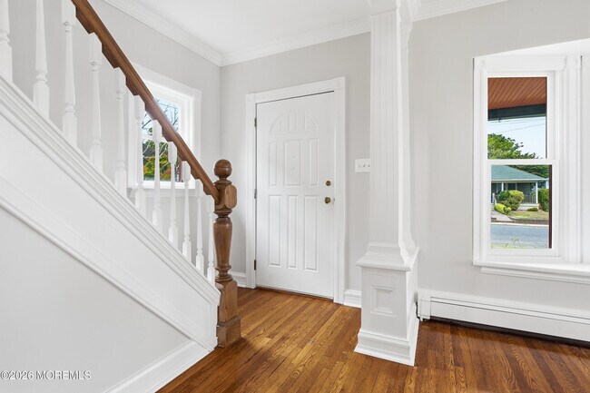 Building Photo - 638 Overton Pl