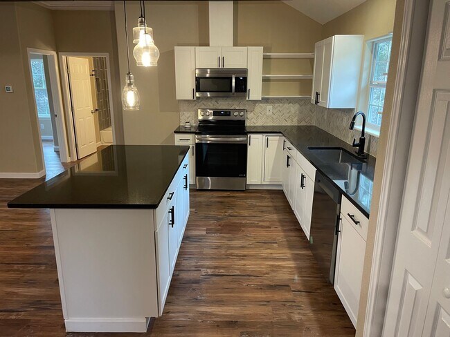 Building Photo - PRICE DROP!! NEW ON MARKET / BRAND NEW HOME