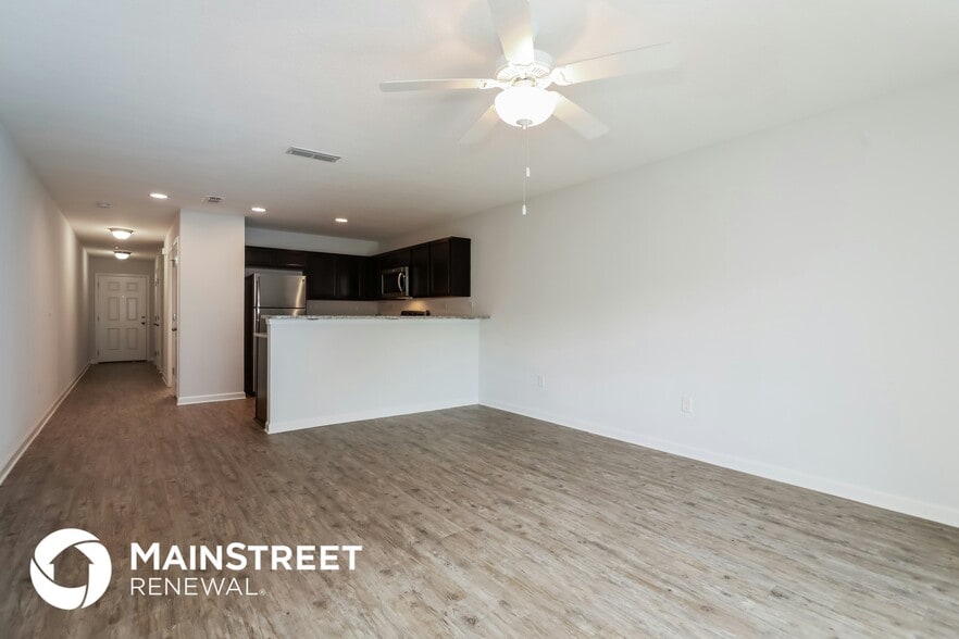 Building Photo - 8246 Rigel Rd