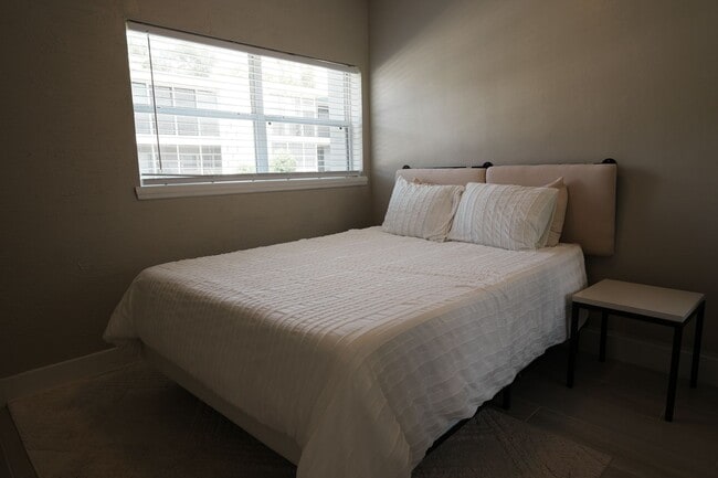 Building Photo - Affordable 3BR Home in Winter Park – Prime Location & Move-In Ready!