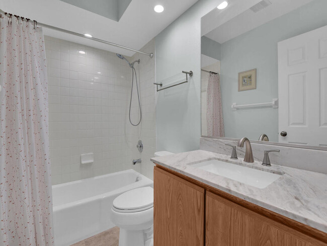 Building Photo - 6815 Sandtrap Dr
