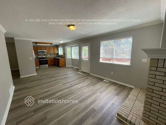 Building Photo - 4892 N Silverlace Dr