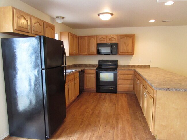 Building Photo - 119 Andrews Dr