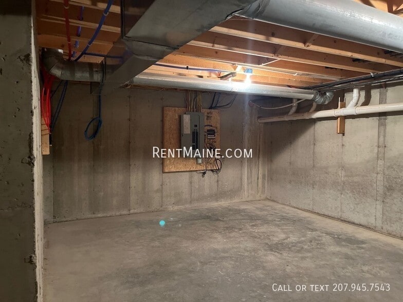 Building Photo - 33 Burleigh Rd