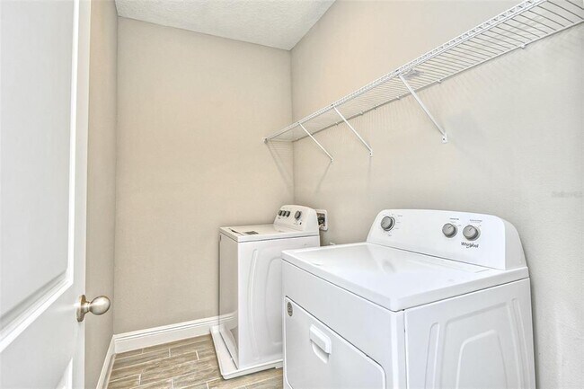 Building Photo - 6427 Cyrils Dr