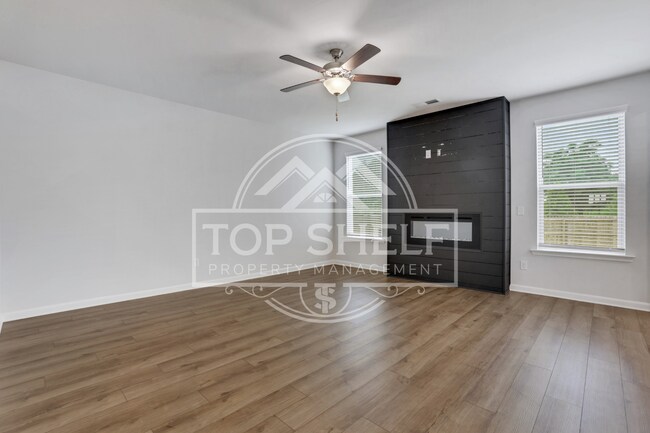 Building Photo - 2256 Cadenza Cir