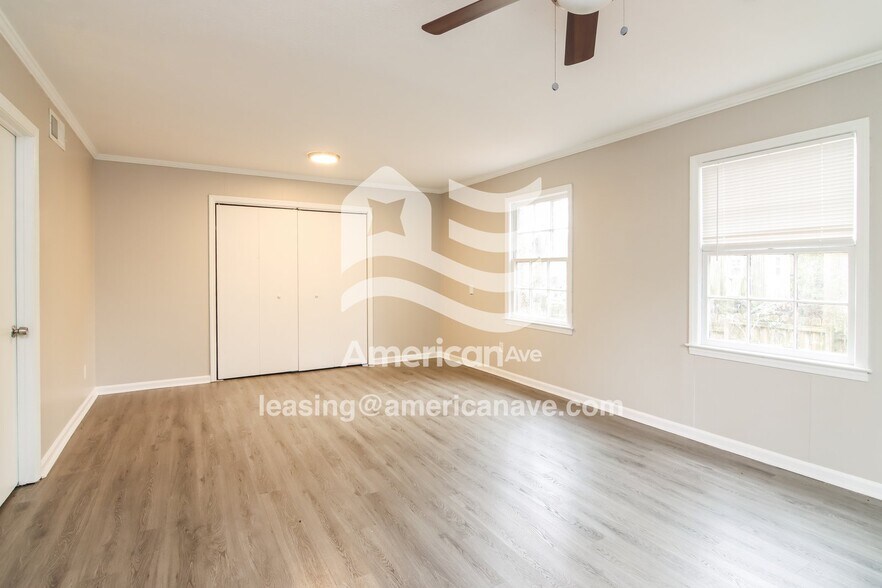 Building Photo - 4314 Aster Ave