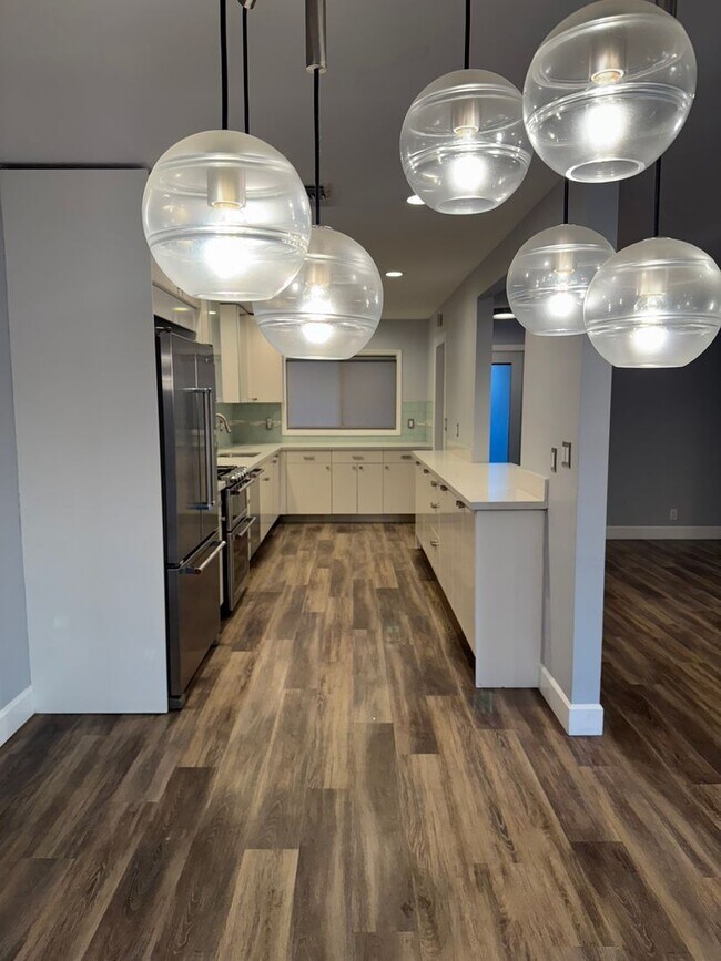 Building Photo - 3 bedroom home in Downtown Phoenix