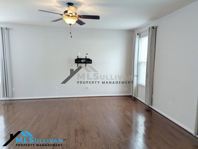 Building Photo - 3973 White Kestrel Dr