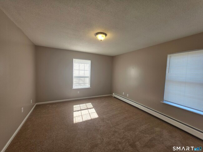 Building Photo - 15 Mc Donald Ave