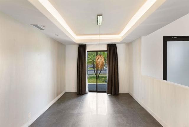 Building Photo - 410 Milagrosa Cir