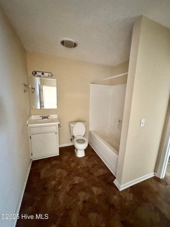 Building Photo - 1127 Brownlea Dr