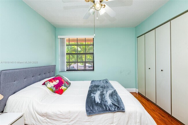 Building Photo - 1412 Congressional Way