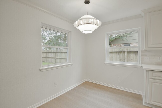 Building Photo - 3230 Golden Leaf Dr
