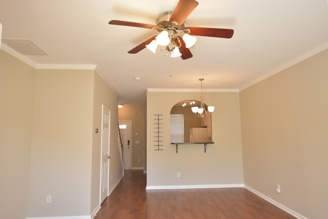 Building Photo - A Cozy 2bedroom Town home in Fort Mill