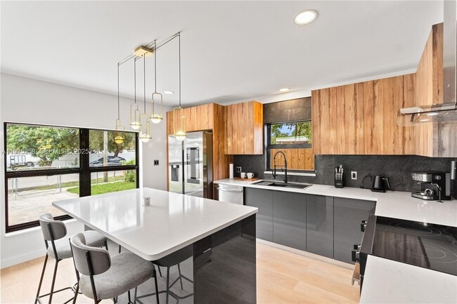 Building Photo - 16145 NW 20th Ave