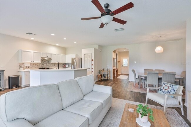 Building Photo - 1129 Emerald Hill Way