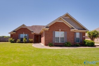 Building Photo - 120 Lexi Ln