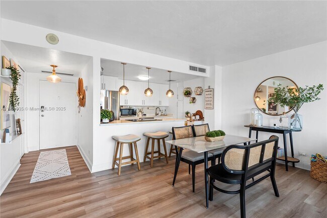 Building Photo - 2451 Brickell Ave