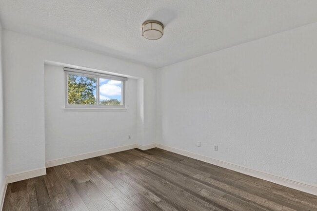 Building Photo - 3114 W Autumn Run Cir