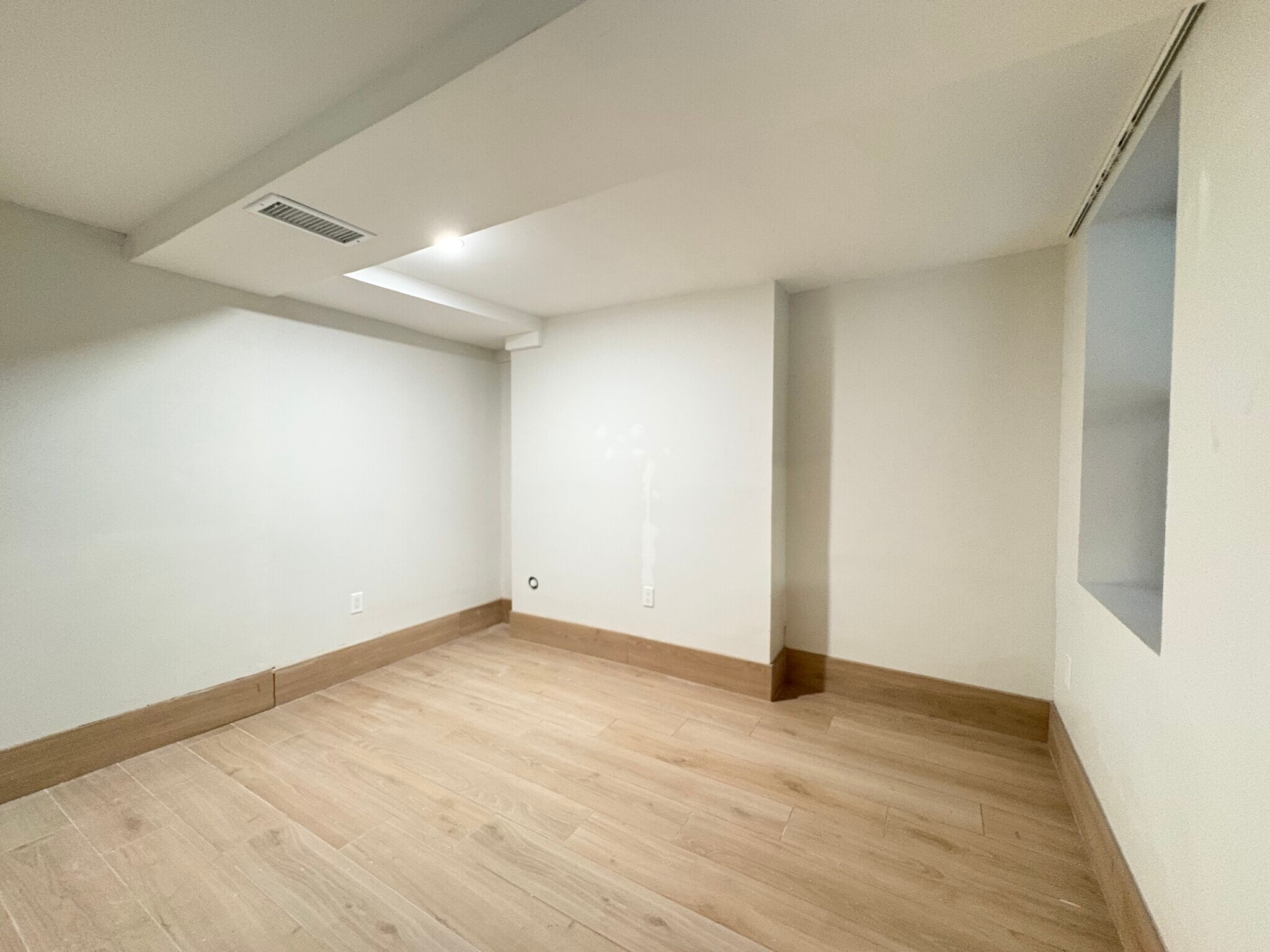 Unit 1 - 604 Palisade Ave
