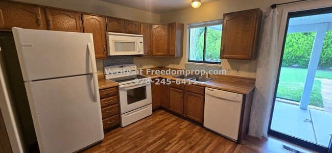 Building Photo - Fruita 3 Bedroom 2 Bath Home with Fenced yard