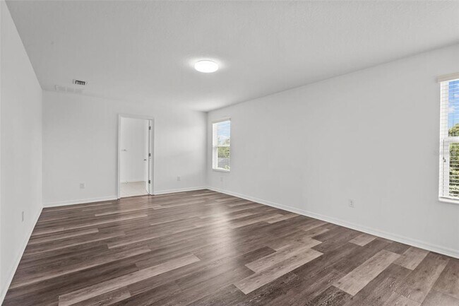 Building Photo - 12124 Lake Blvd