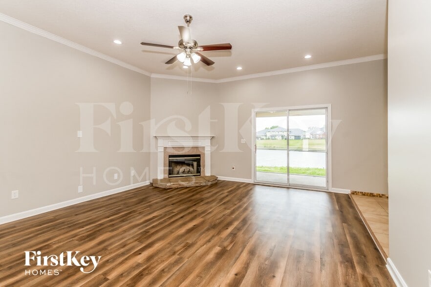 Building Photo - 2705 Ravine Hill Dr