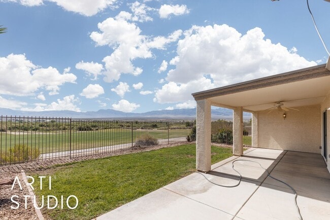 Building Photo - ***Sunset Greens 3 Bedroom 2 Bath Unfurnis...