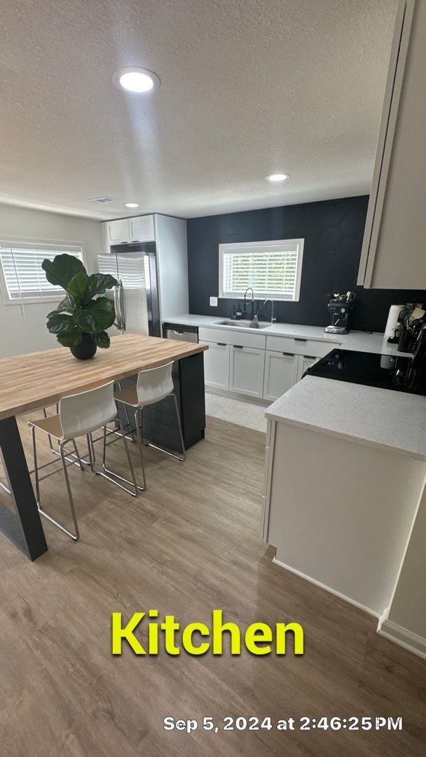 Building Photo - Fully Furnished home in Lee's Summit!