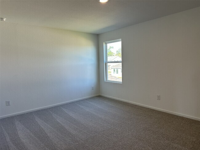 Building Photo - 1642 Gardenia Grv Ln