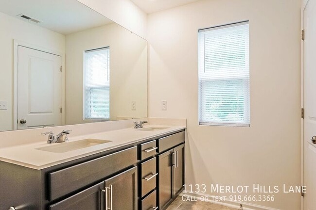 Building Photo - 1133 Merlot Hills Ln.