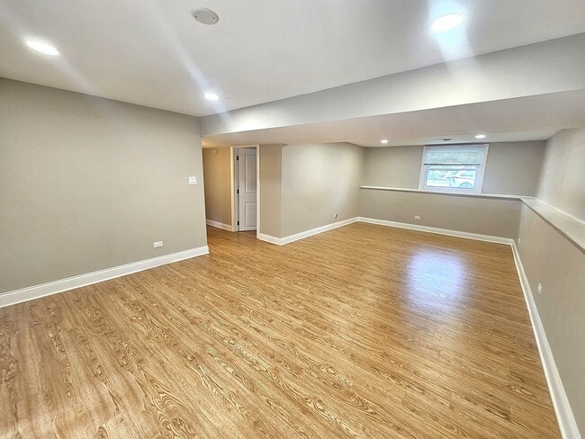 Building Photo - 1038 Cambridge Dr