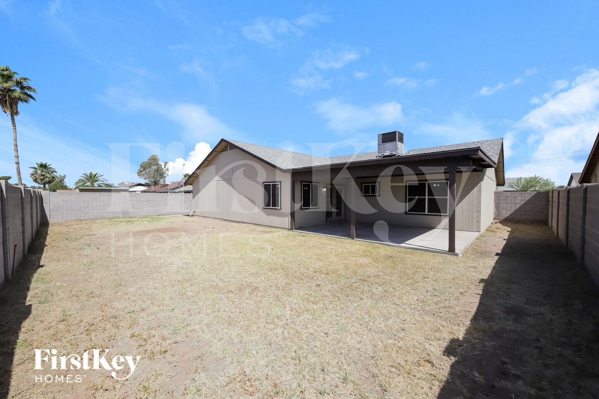 Building Photo - 1419 W Ross Ave