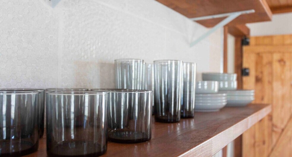 Building Photo - 227 S Hudson St