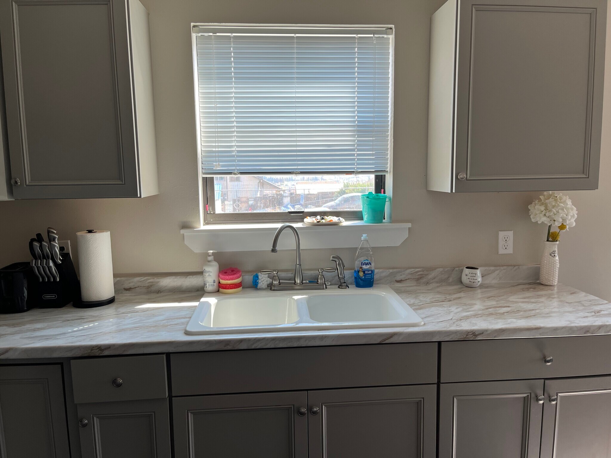 Building Photo - 434 S Jackson St