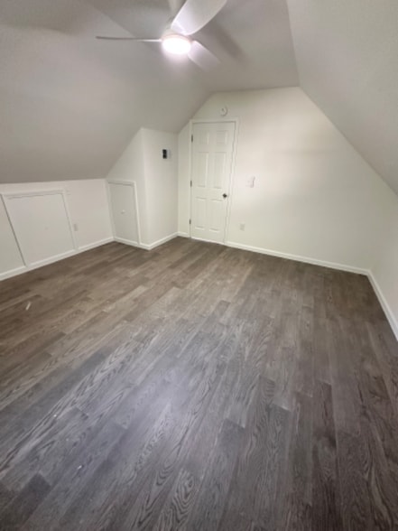 Building Photo - 1300 Hill St