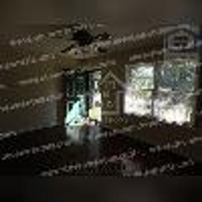 Building Photo - 758 Forest Cir