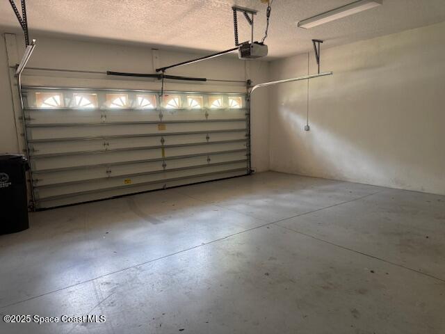 Building Photo - 3667 Sawgrass Dr