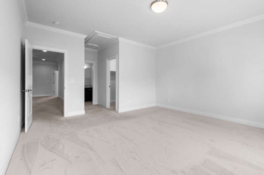 Building Photo - 3007 Cheever St